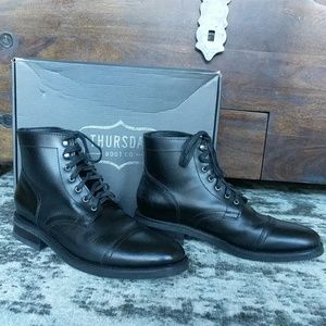 THURSDAY: New! Men's black lace-up boots 11